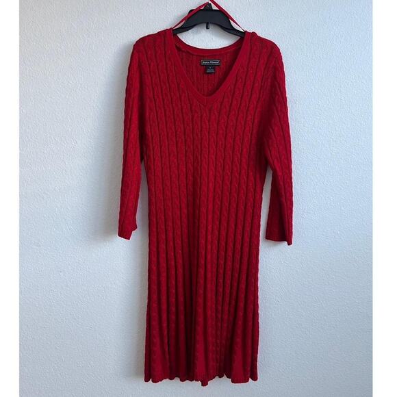 Red cable knit sweater dress - Picture 1 of 3